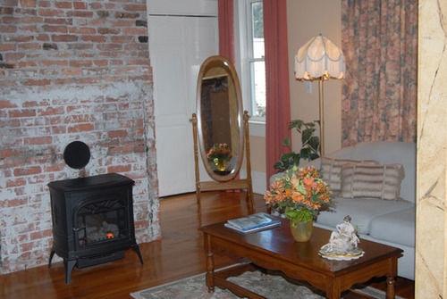 The Spring Seasons Inn Newport Kulesi Dış mekan fotoğraf